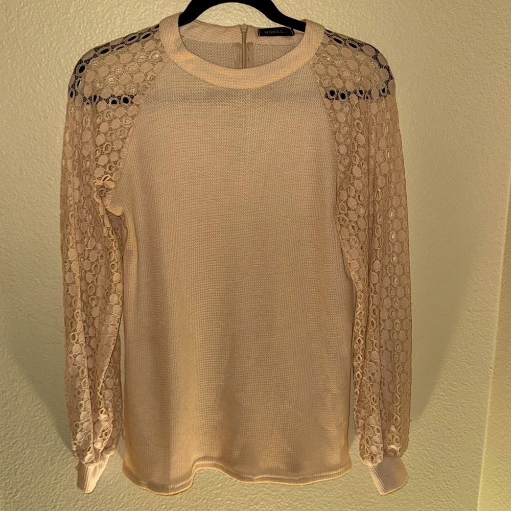 MIHOLL Long Sleeve Top, Lace Sleeves - Size: S